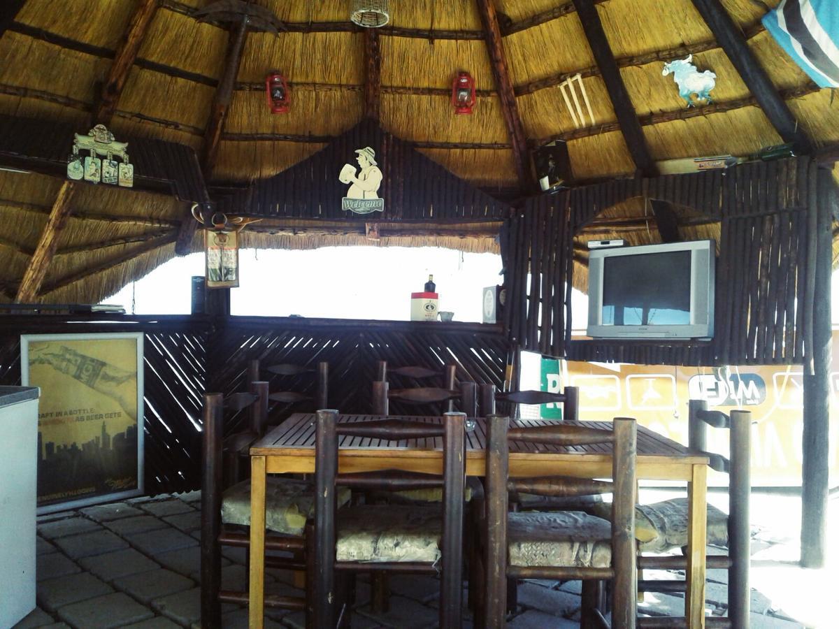 Road View Lodge Франсістаун Екстер'єр фото
